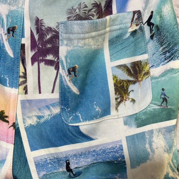 H&M Multicolor Print boys Shorts, size 12-14 surf, beach, waves, palm tree - Picture 7 of 7